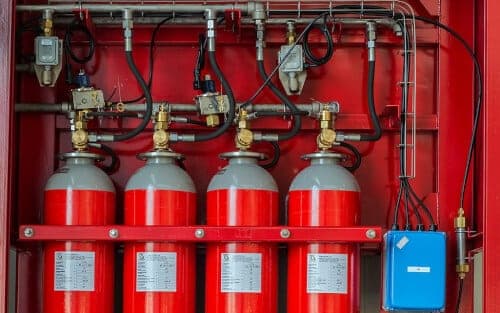 Immagine di un sistema antincendio che utilizza CO2 come agente estinguente per prevenire e controllare gli incendi